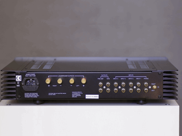 Amplificateur Sugden A21i Signature