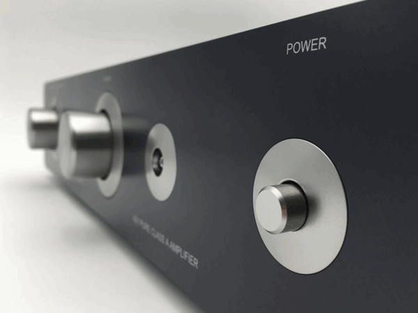 Amplificateur Sugden A21i Signature